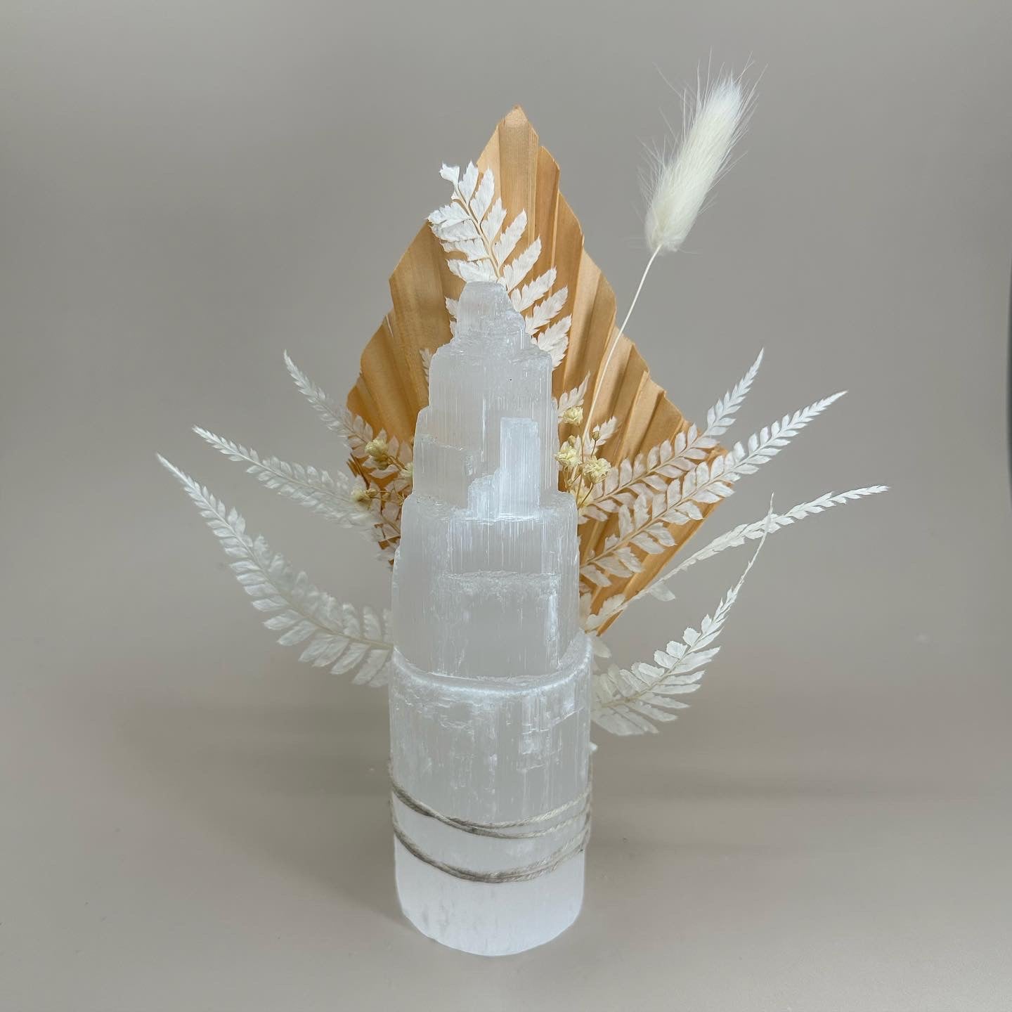 SELENITE TOWER MED